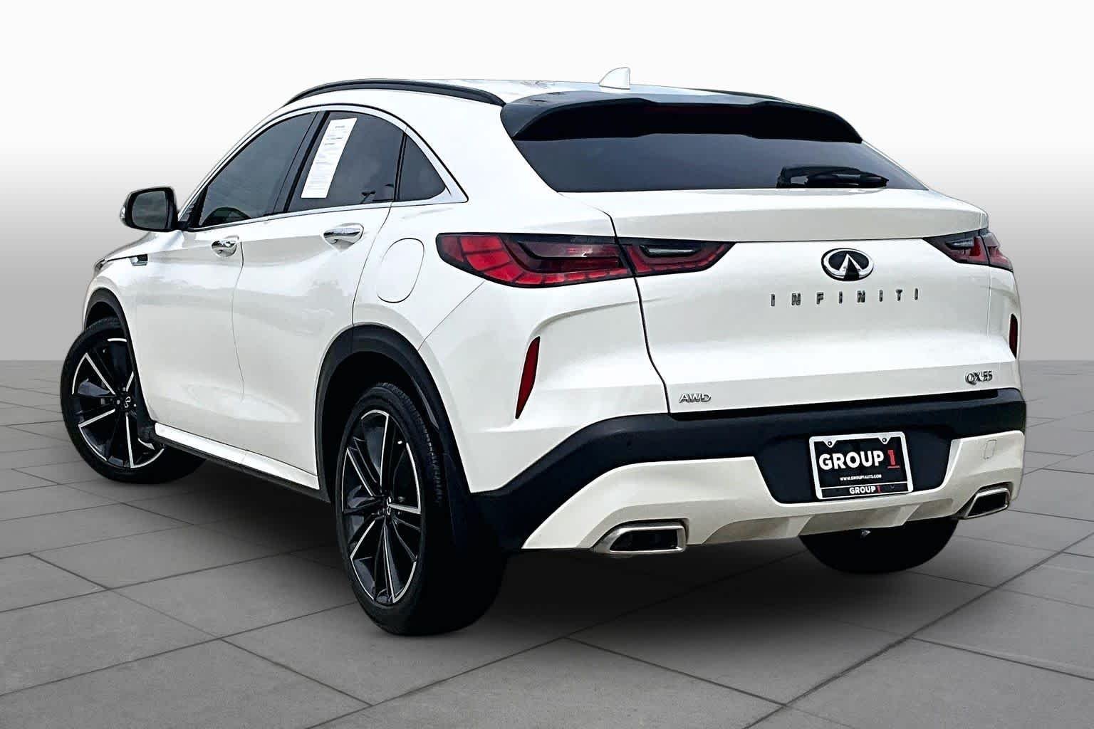 Used 2023 Majestic White INFINITI LUXE image 11