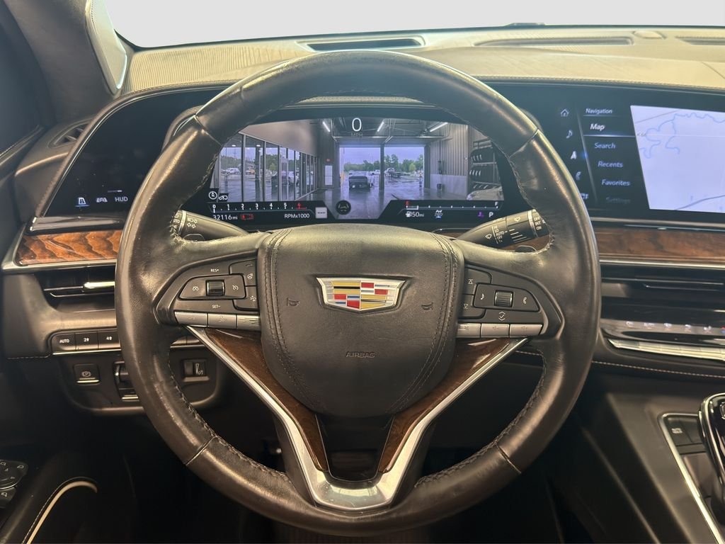Used 2022 White Cadillac Sport Platinum image 10