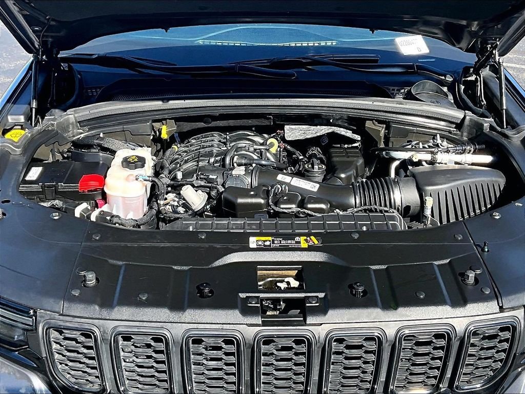 Used 2023 Gray Jeep Altitude X image 30
