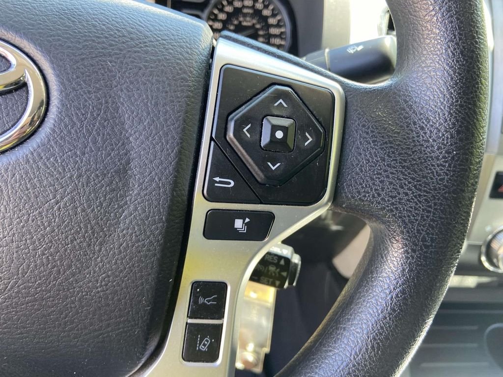 Used 2021 Silver Toyota SR5 image 35