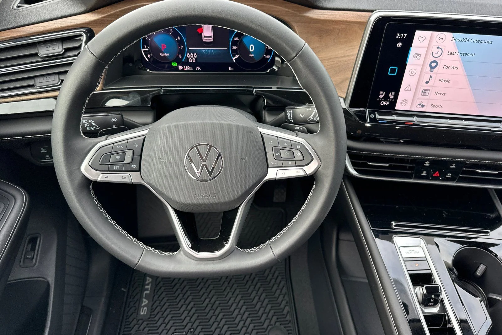 2026 Volkswagen Atlas SE w/Tech - Photo 13