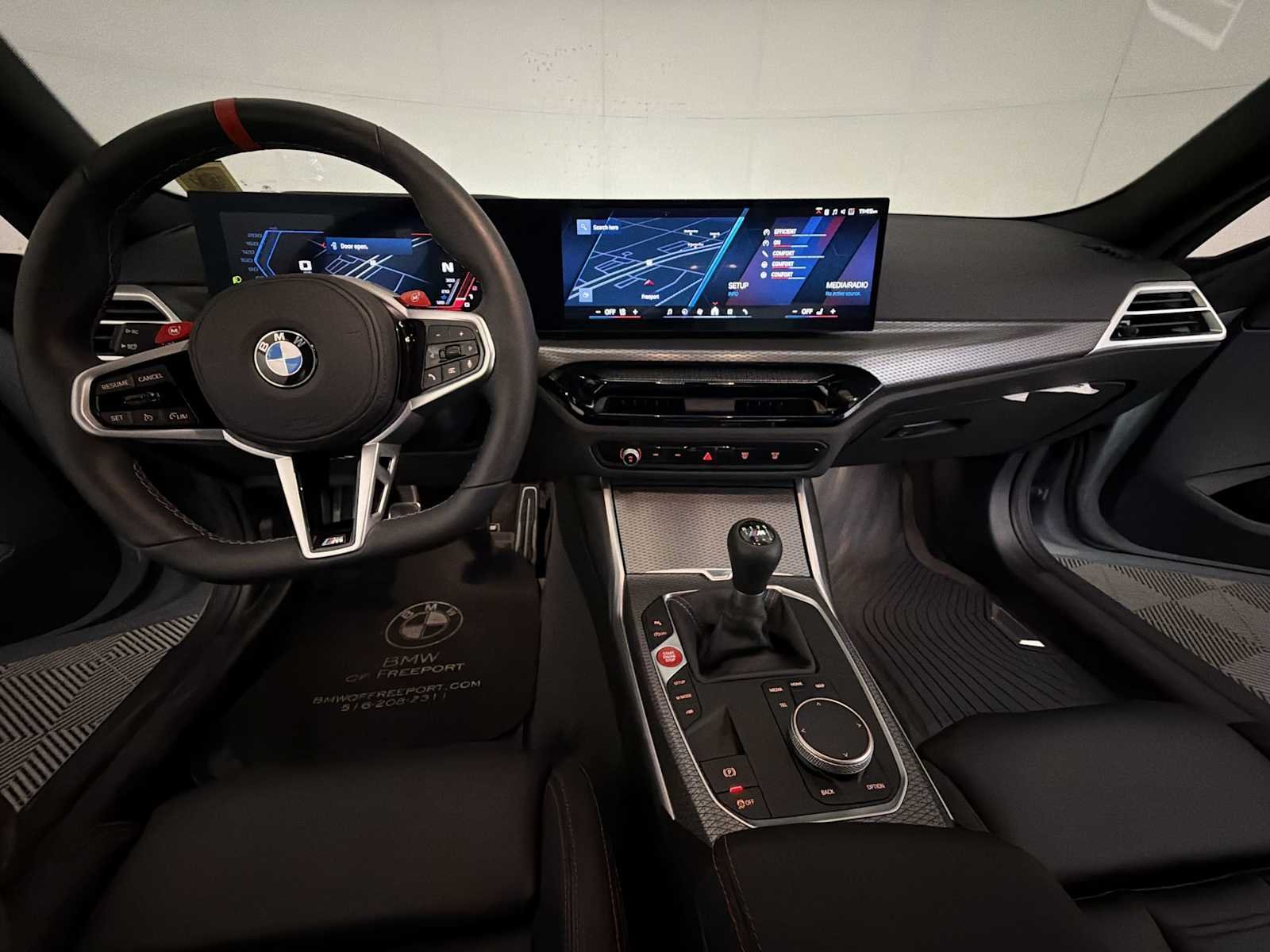 Used 2025 Brooklyn Grey Metallic BMW  image 12