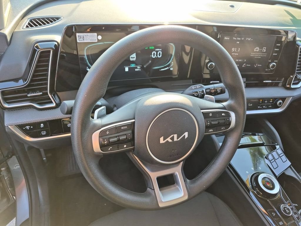 Certified Used 2025 Steel Gray Kia LX image 11