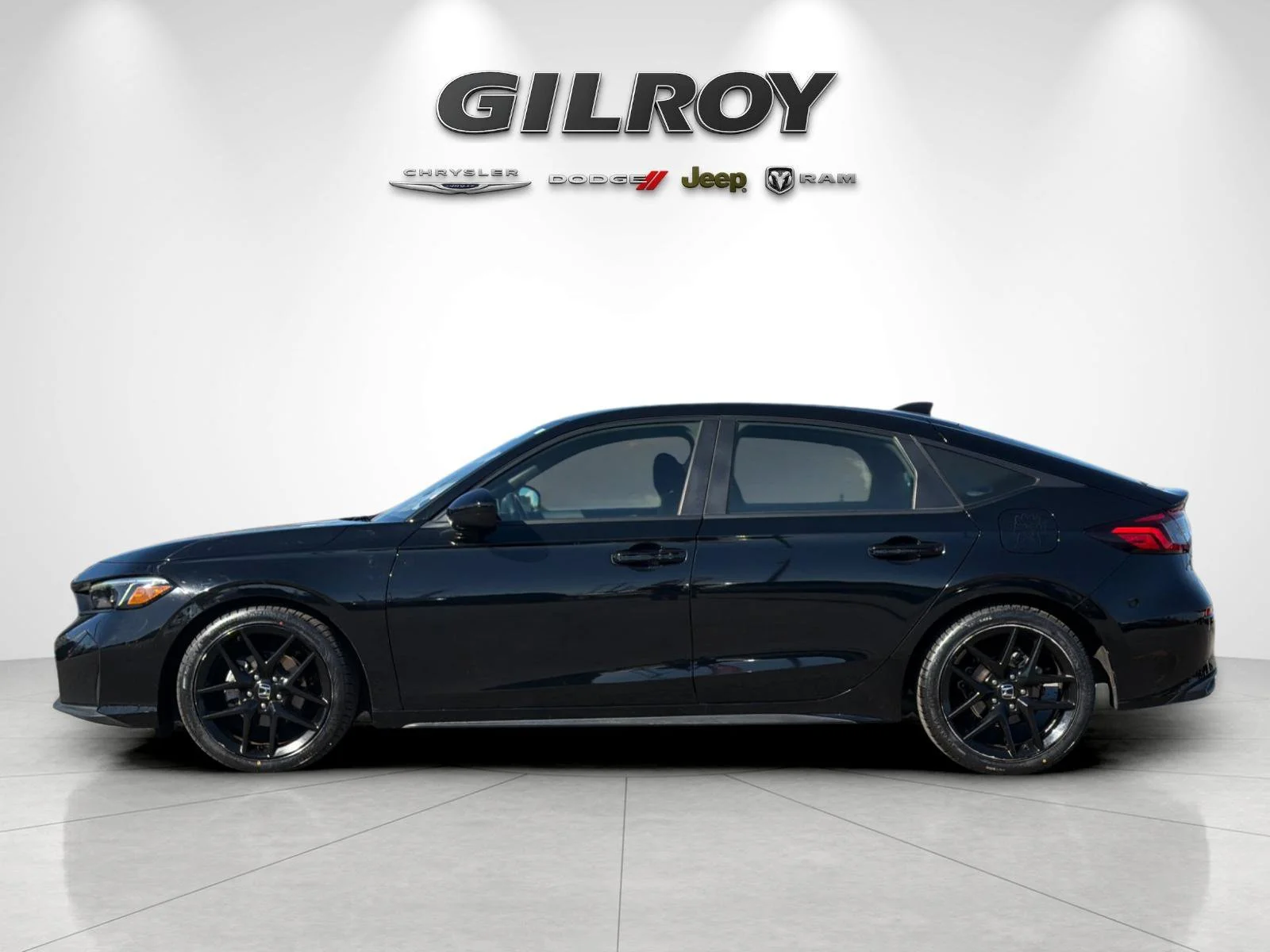 Used 2025  Honda Sport image 7