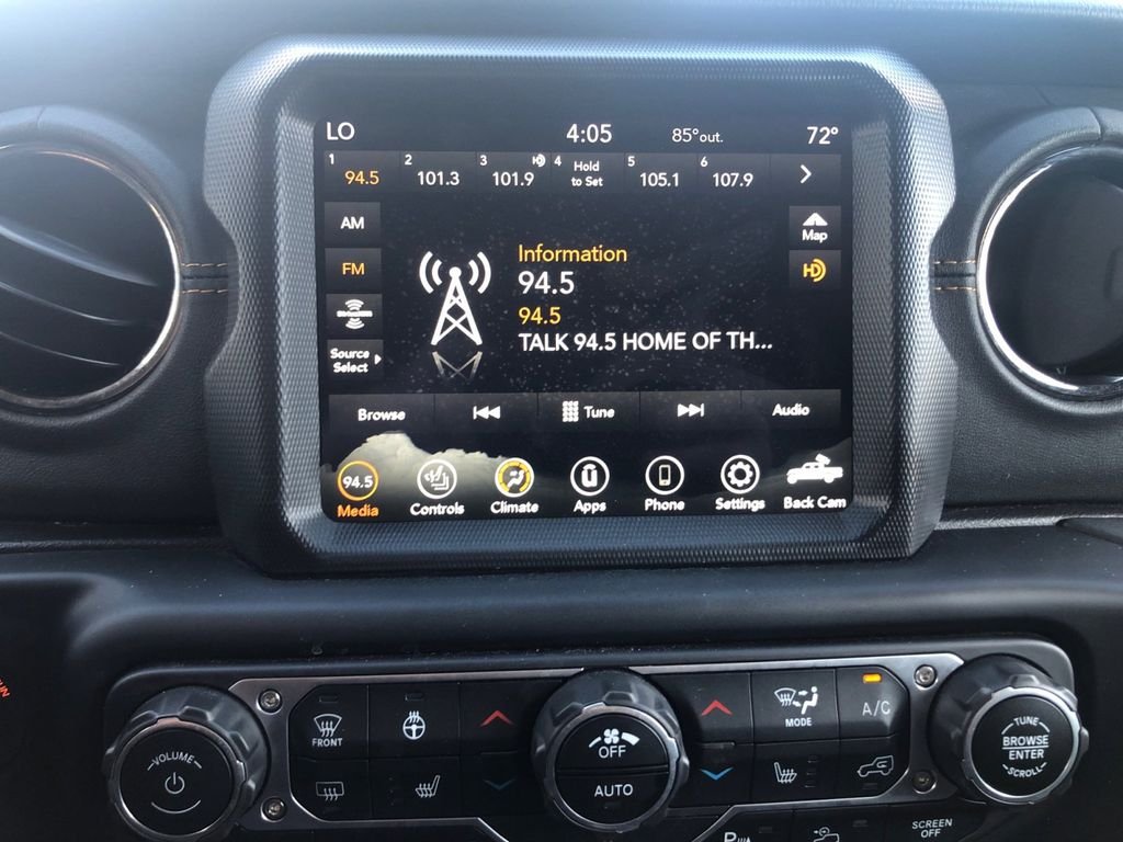 Used 2023 Black Jeep Overland image 20