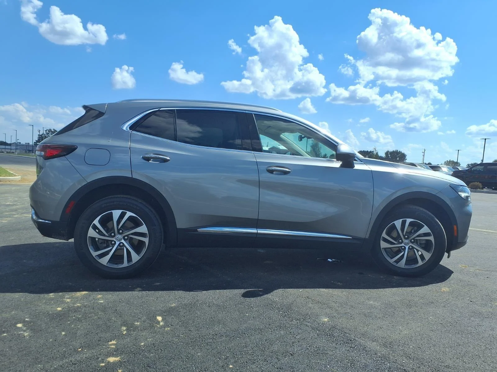 Used 2023 Moonstone Gray Metallic Buick Essence image 31