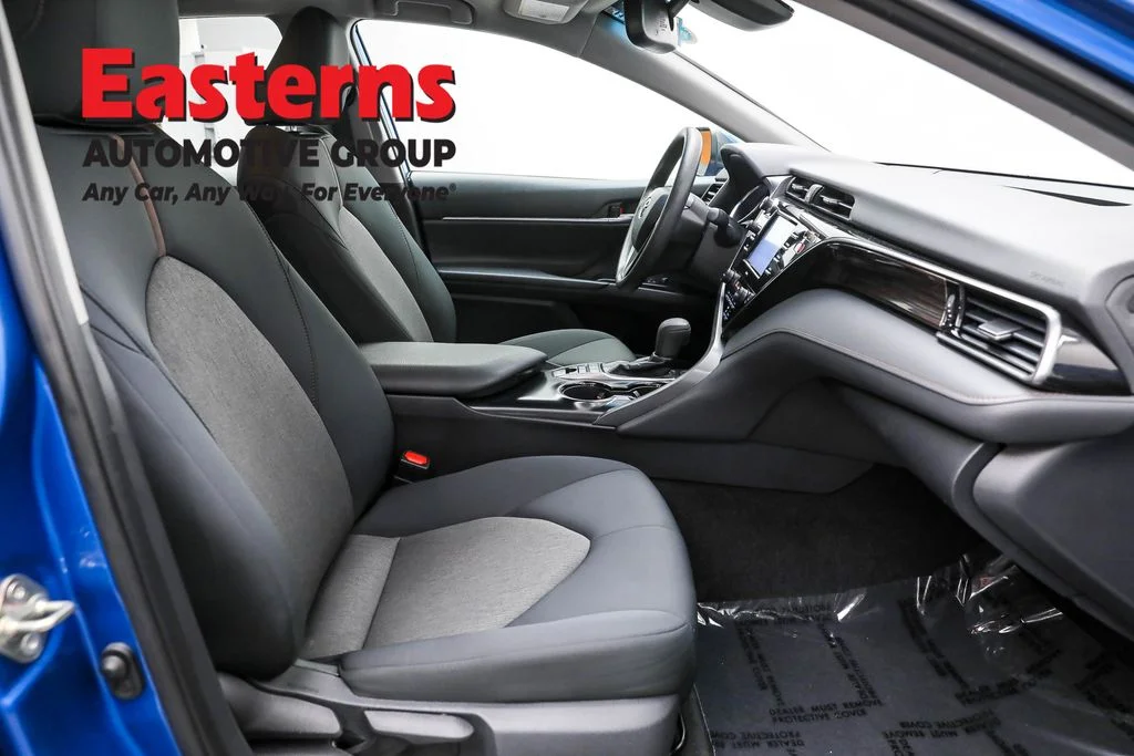 Used 2020 Blue Toyota LE image 22