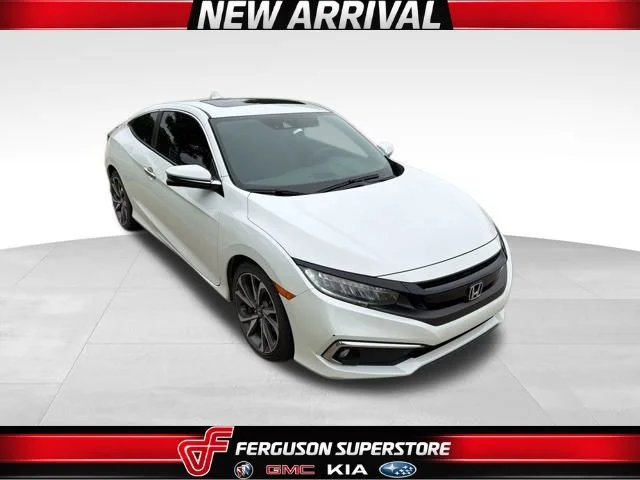 2019 Honda Civic Touring CVT's photo