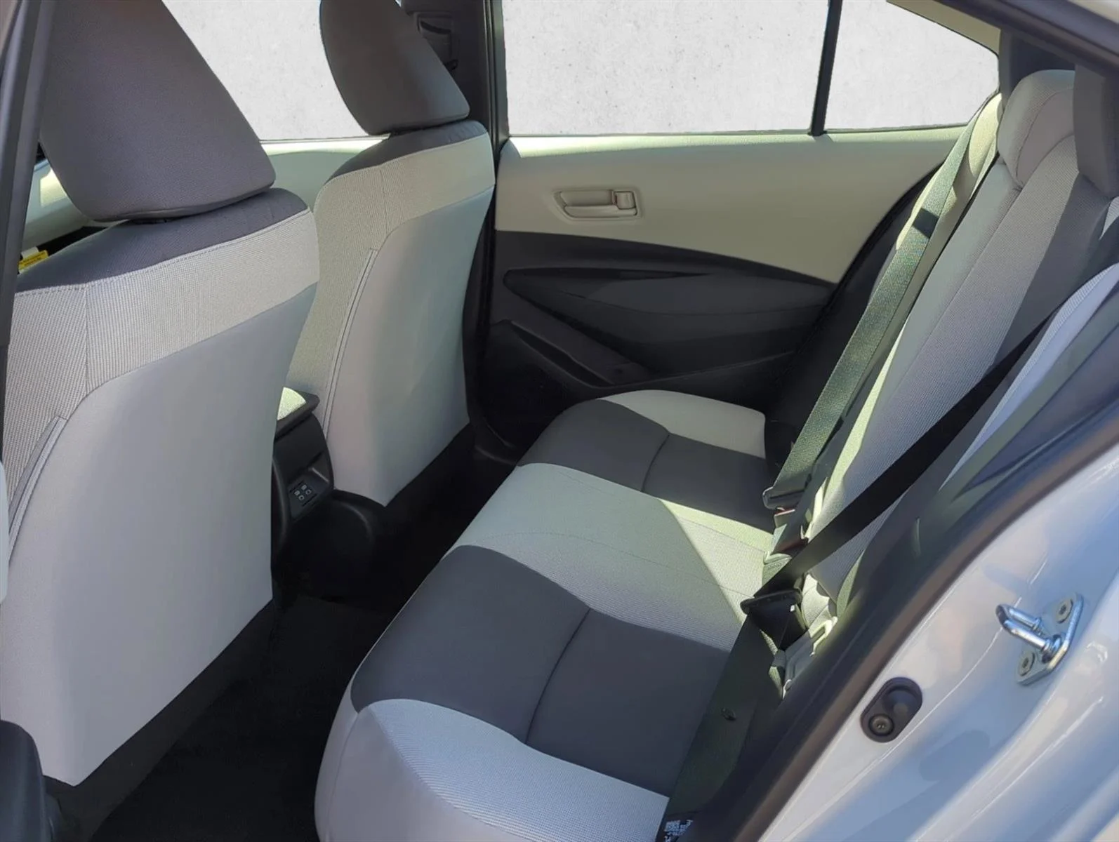 Used 2026 Windchill Toyota LE image 24