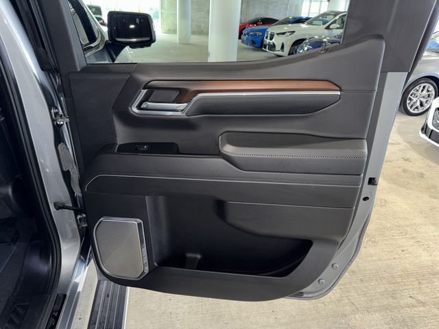 Used 2024 Sterling Metallic GMC Denali image 10