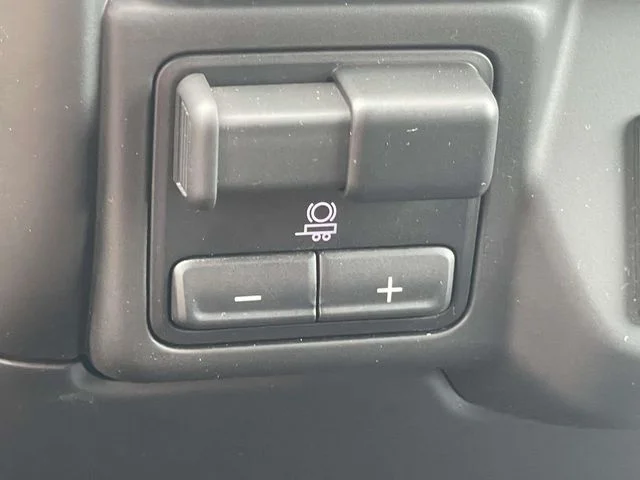 Used 2024 Black Chevrolet Custom image 28