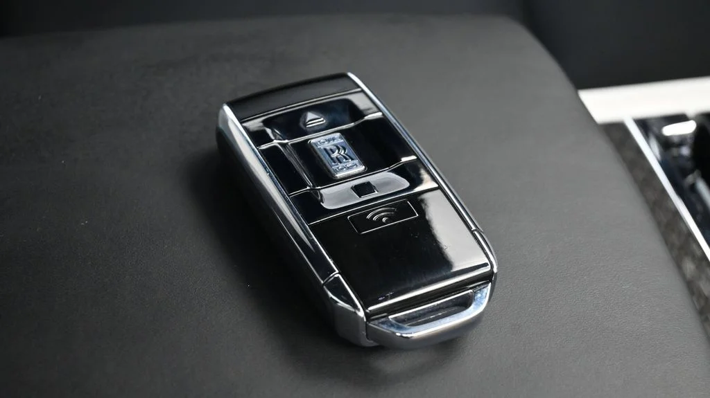 Used 2025 Black Rolls-Royce  image 15