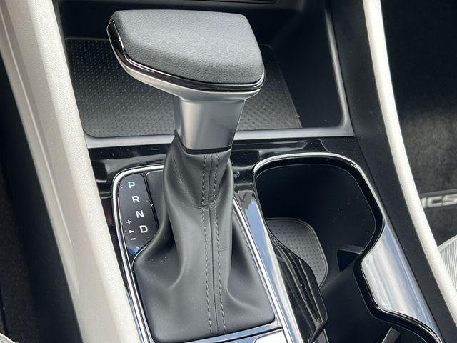 New 2026 Blue Hyundai SE FWD image 18
