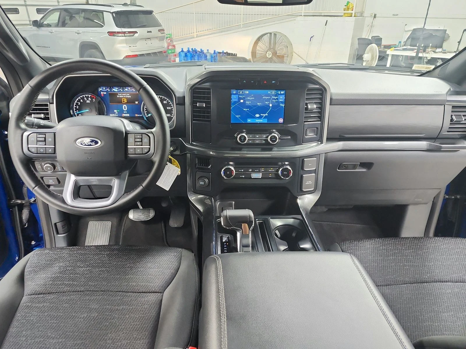 Used 2023  Ford XLT image 25