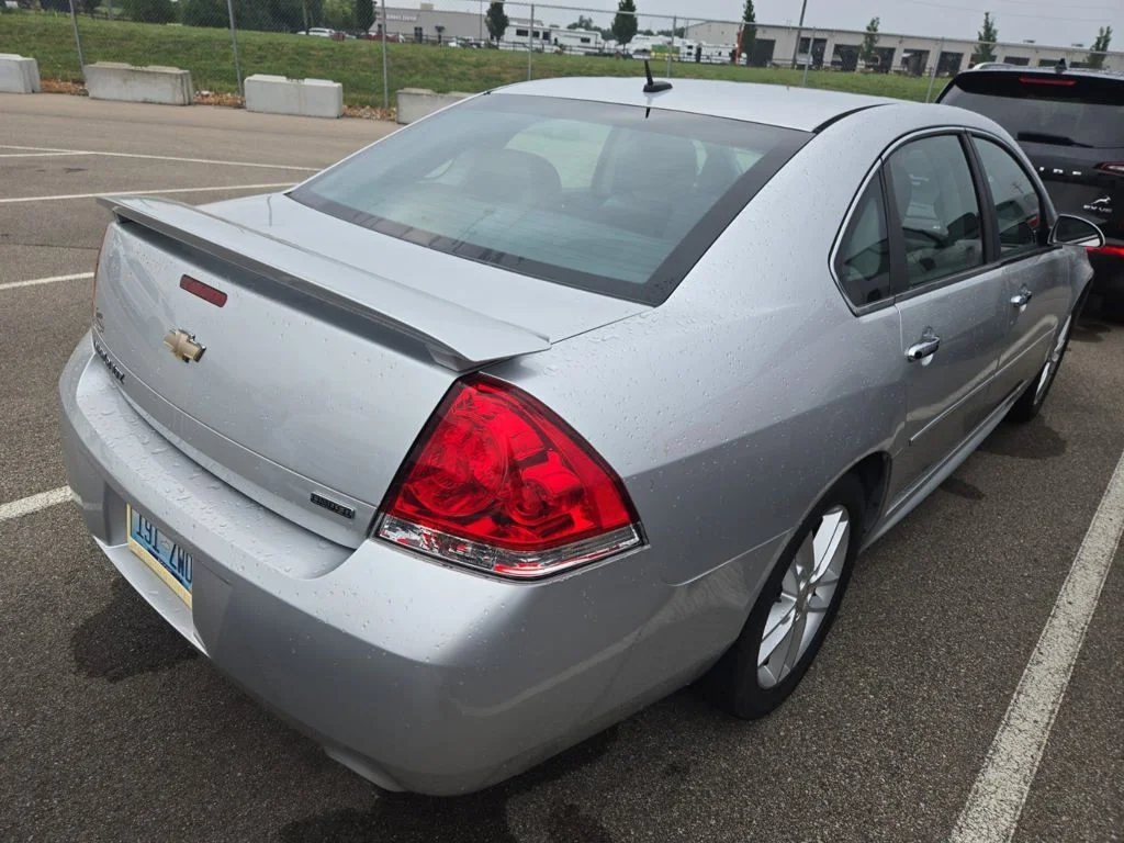 Used 2016 Silver Chevrolet LTZ image 2