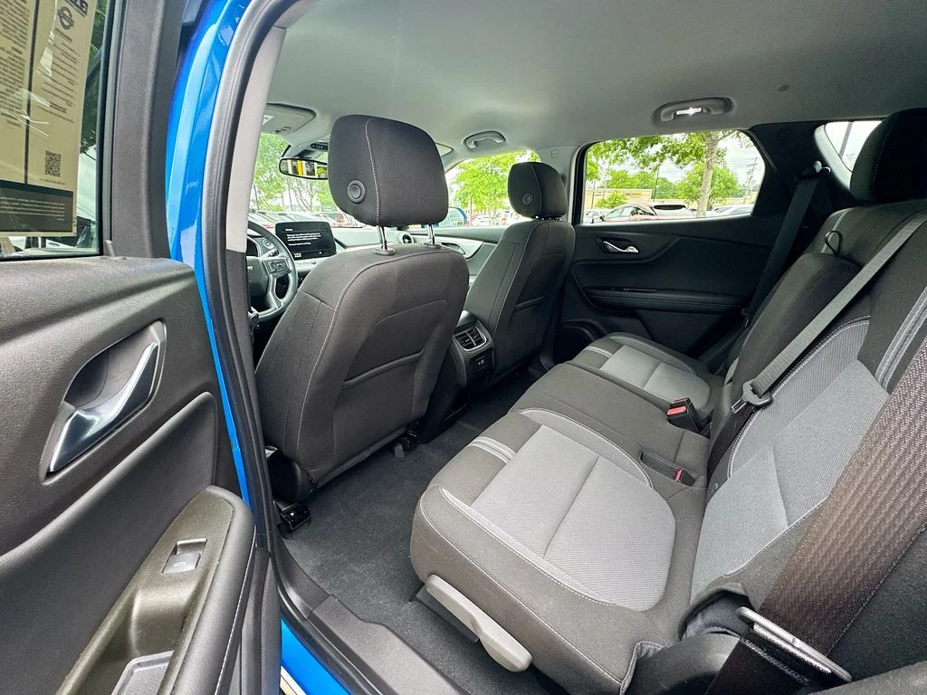 Used 2024 Blue Chevrolet LT image 32