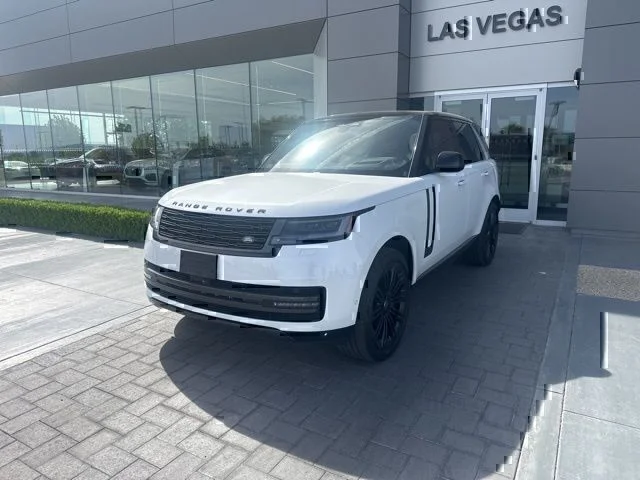 2025 Land Rover Range Rover 4.4 SE SWB's photo