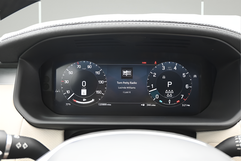 Certified Used 2025 Black Land Rover Dynamic SE image 17