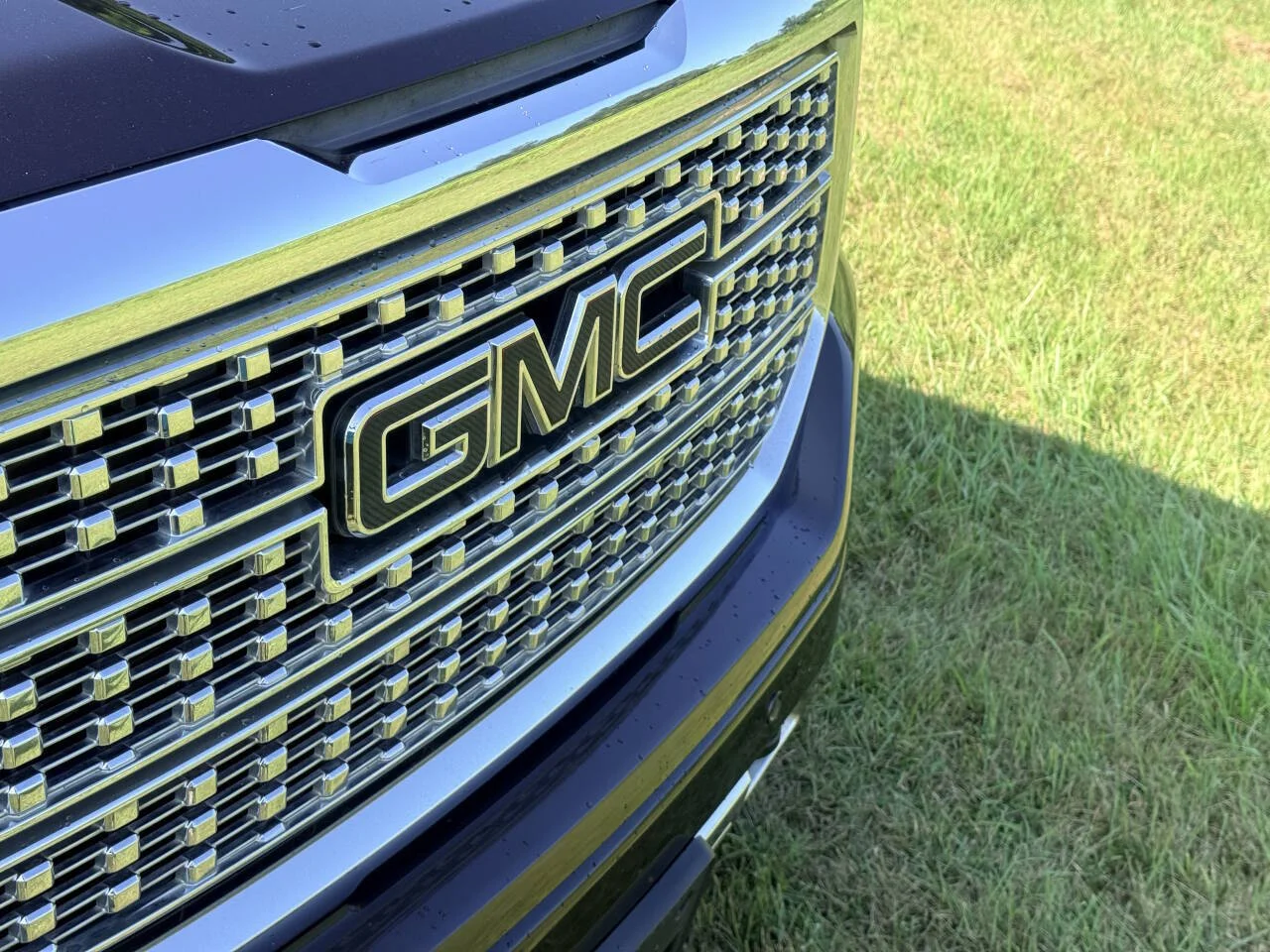 Used 2016 Gray GMC Denali 4x2 4dr Crew Cab 5.8 ft. SB image 9