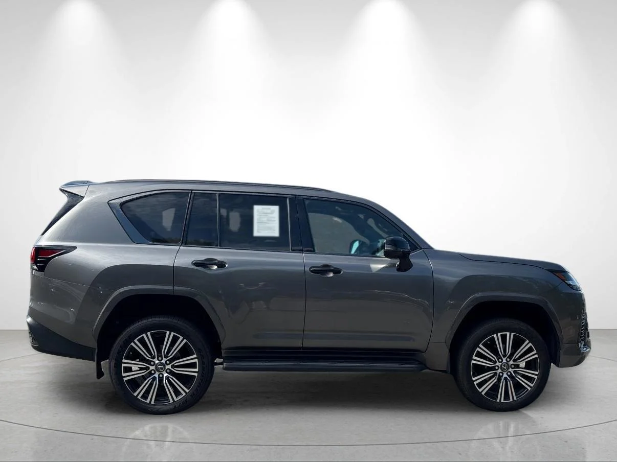 Used 2023 Manganese Luster Lexus LX 600 Luxury image 6