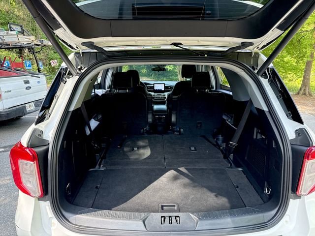 Used 2023 White Ford XLT image 25
