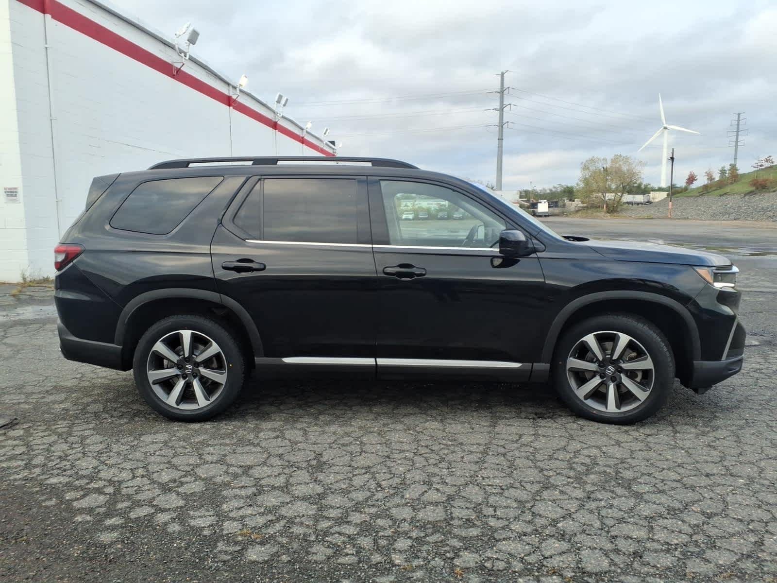 2023 Honda Pilot Elite - Photo 4