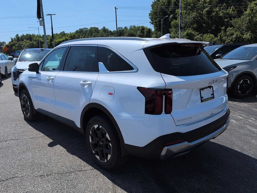 New 2026 Glacial White Pearl Kia S image 5