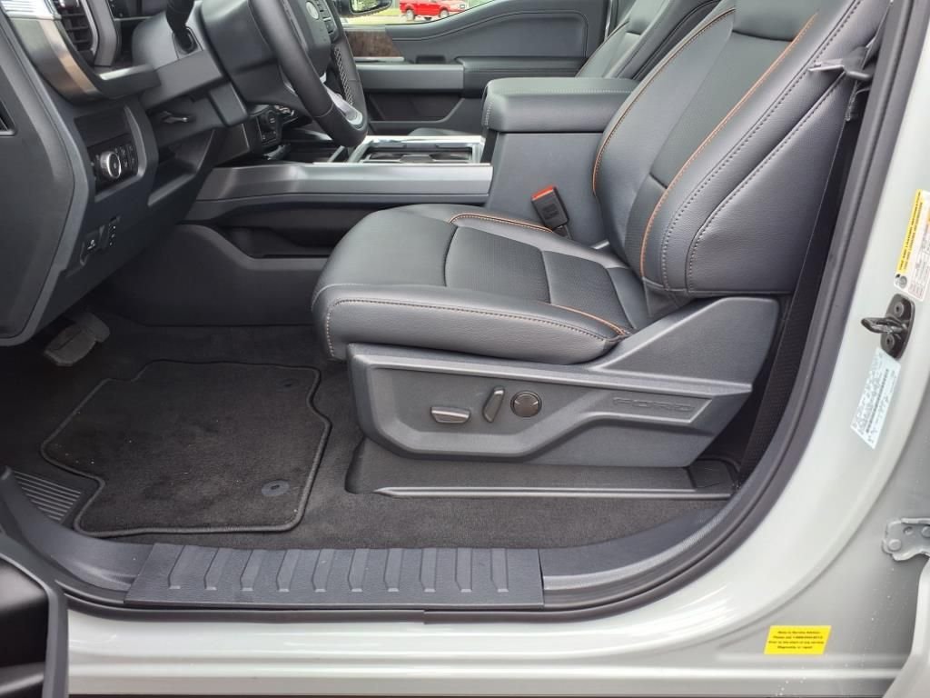 2025 Ford F-250 Super Duty Lariat - Photo 10