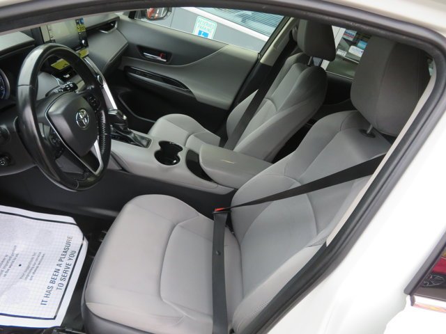Used 2022 Blizzard Pearl Toyota LE image 22