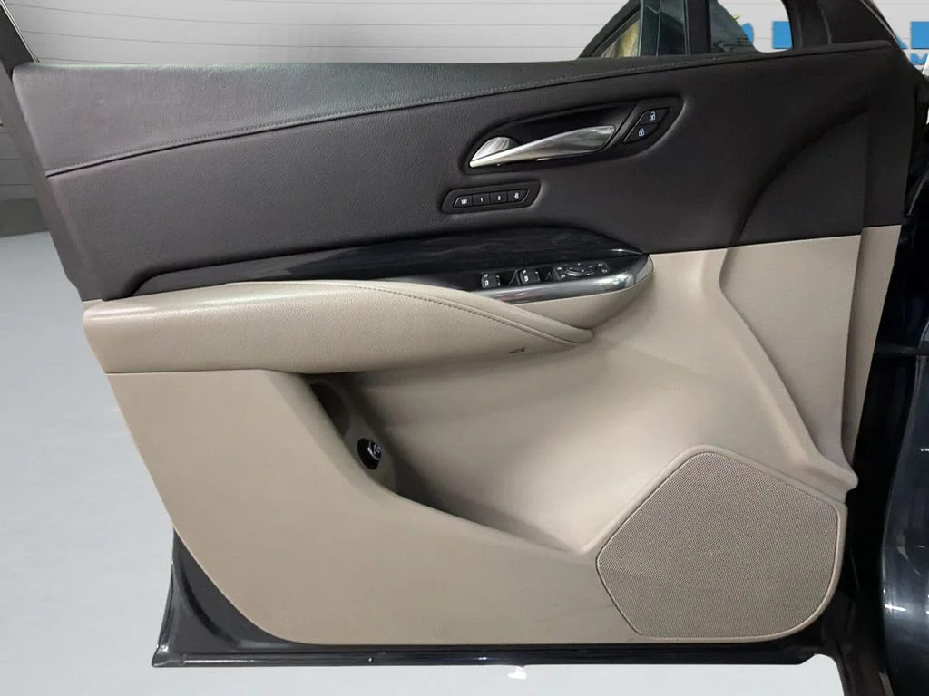 Used 2019 Gray Cadillac Premium Luxury image 11