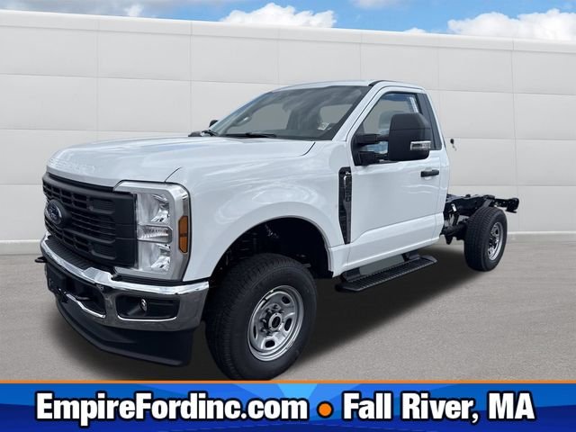 New 2026 Oxford White Ford F-250® XL image 1