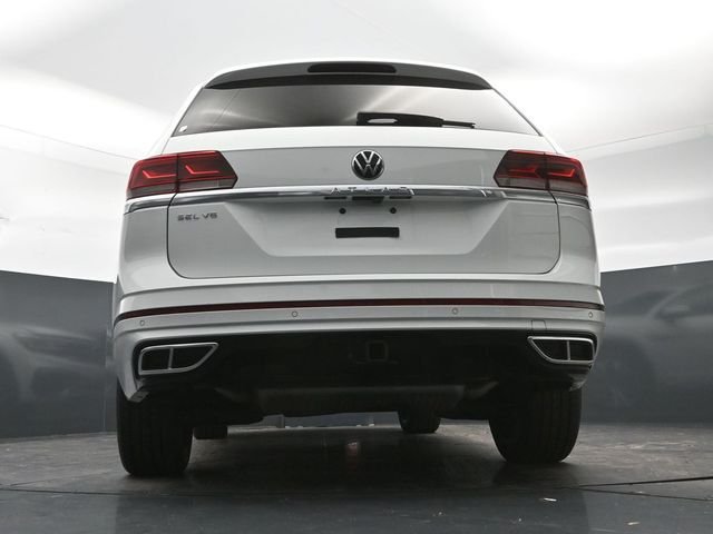 Used 2021 White Volkswagen 3.6L V6 SEL R-Line image 27