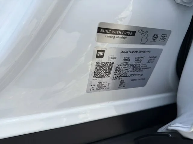 New 2026 Summit White GMC Elevation image 35