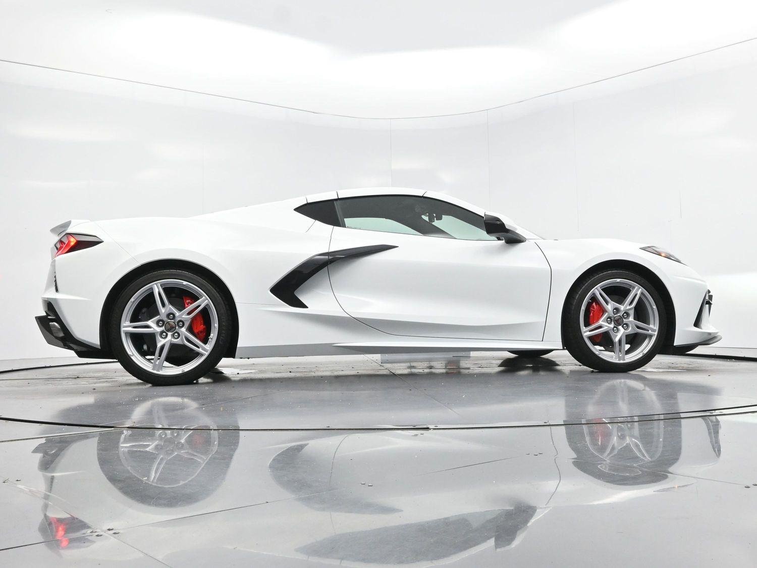 Used 2024 Arctic White Chevrolet 1LT image 46