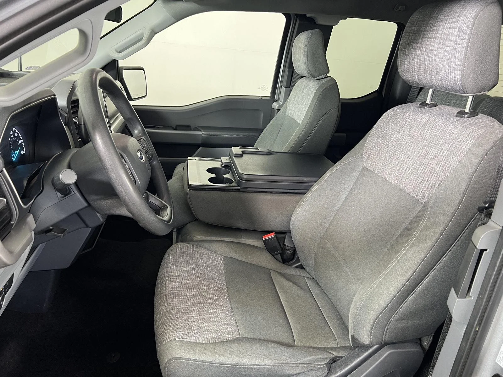 Used 2022 Gy Ford XL image 5