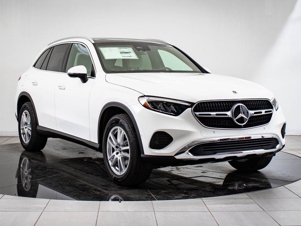 Used 2025 Polar White Mercedes-Benz GLC 300 image 12