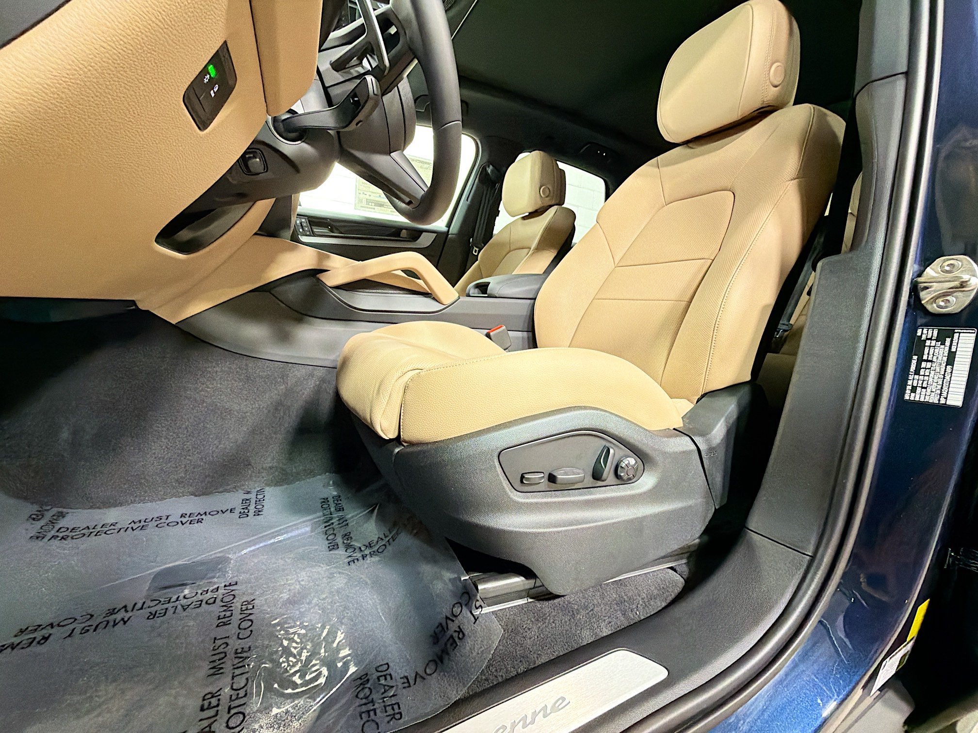 New 2026 Algarve Blue Metallic Porsche  image 5