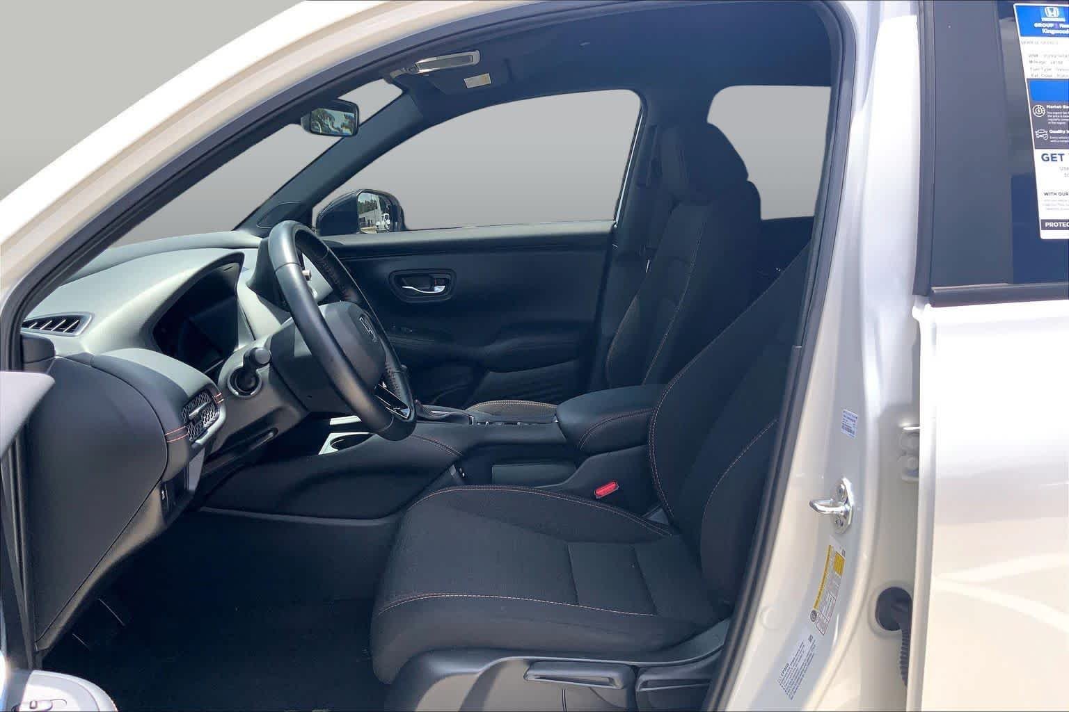 Used 2025 Platinum White Pearl Honda Sport image 8