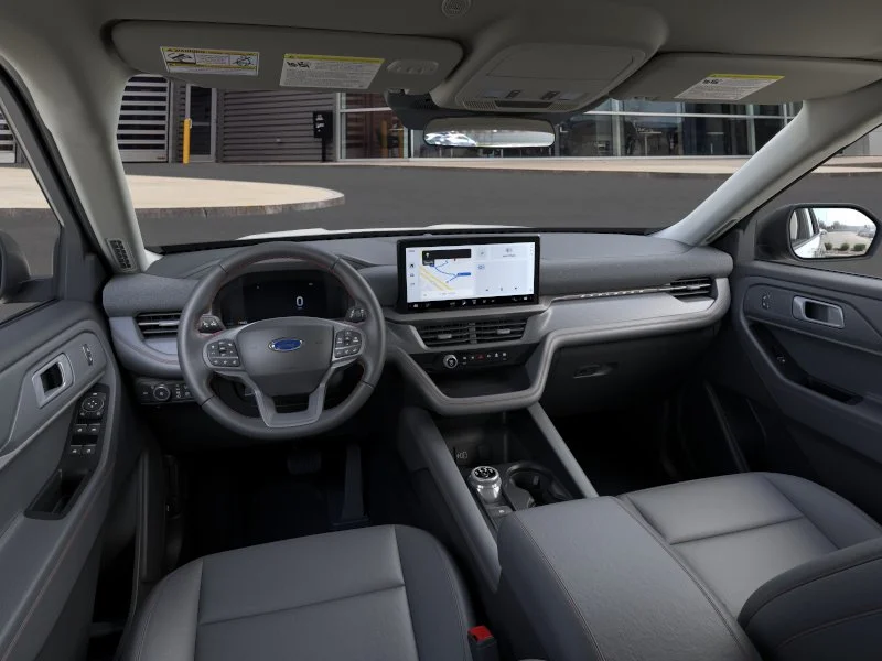 New 2026 Star White Metallic Tri-Coat Ford Active image 9