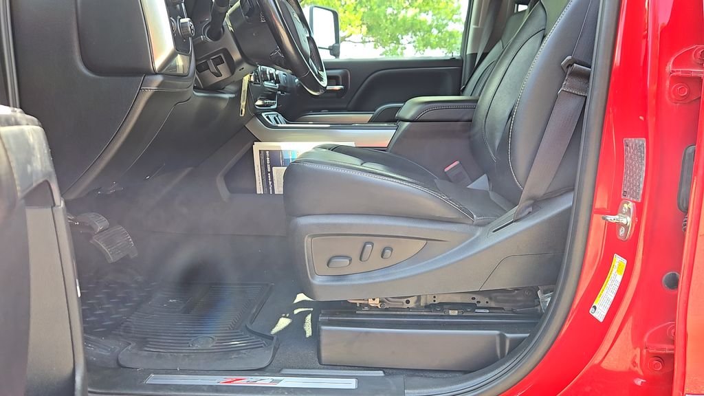 Used 2019 Red Chevrolet LTZ image 8