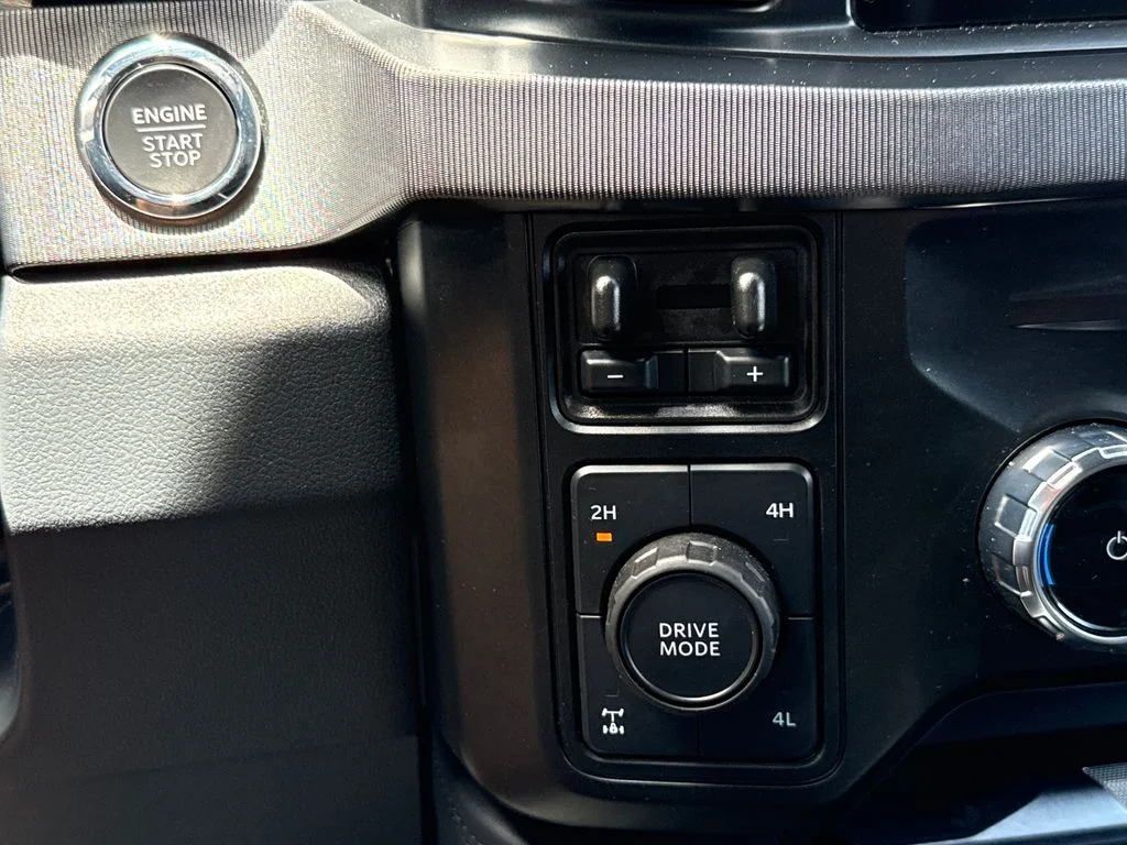 Certified Used 2025 Gray Ford Platinum image 26
