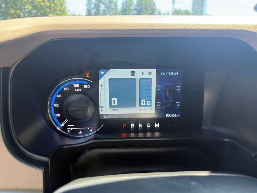 Used 2022 Blue Ford Wildtrak image 15