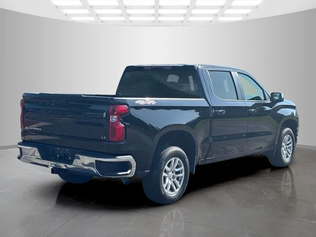 Certified Used 2022 Black Chevrolet LT image 7