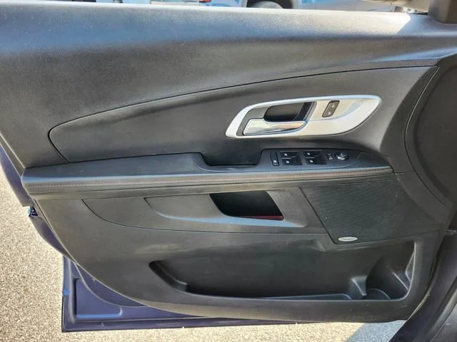 Used 2013 Atlantis Blue Metallic Chevrolet LTZ image 39