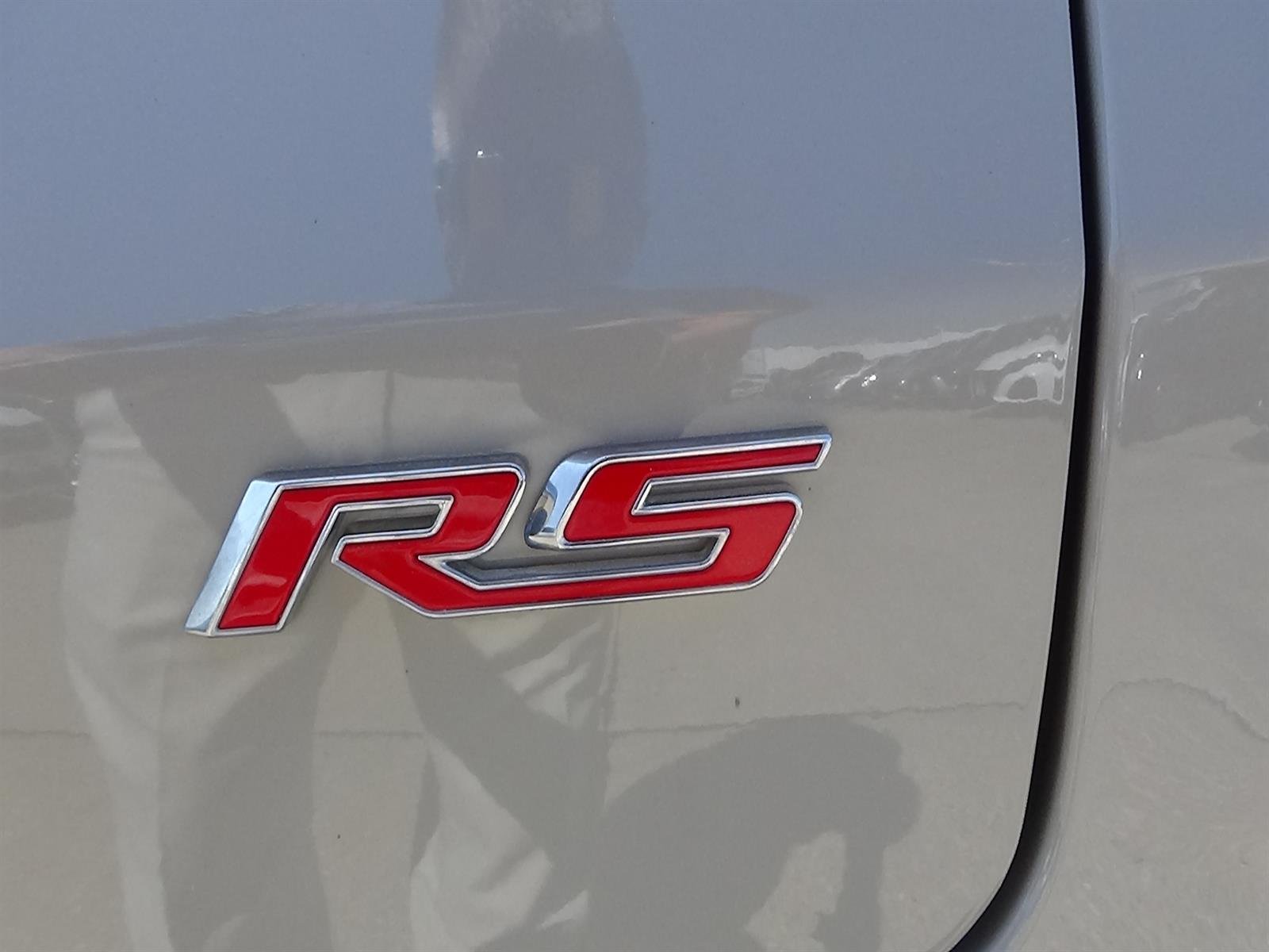 Used 2026 White Sands (g42) Chevrolet RS image 10