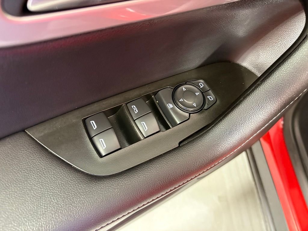 Used 2025 Orange Chevrolet LT image 14