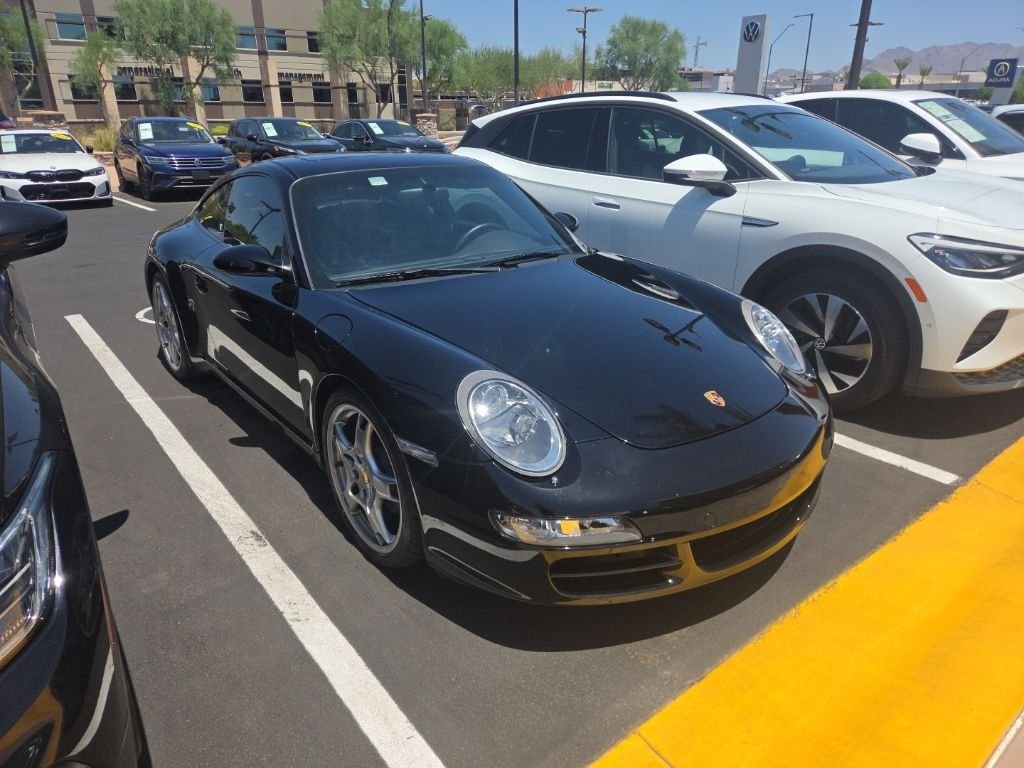 Used 2007  Porsche Carrera 4 image 4