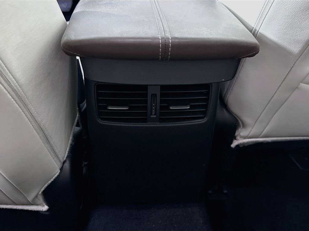 Used 2020 Deep Crystal Blue Mica Mazda Premium Package image 27