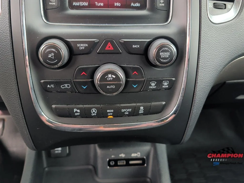 Used 2017 White Dodge SXT image 22