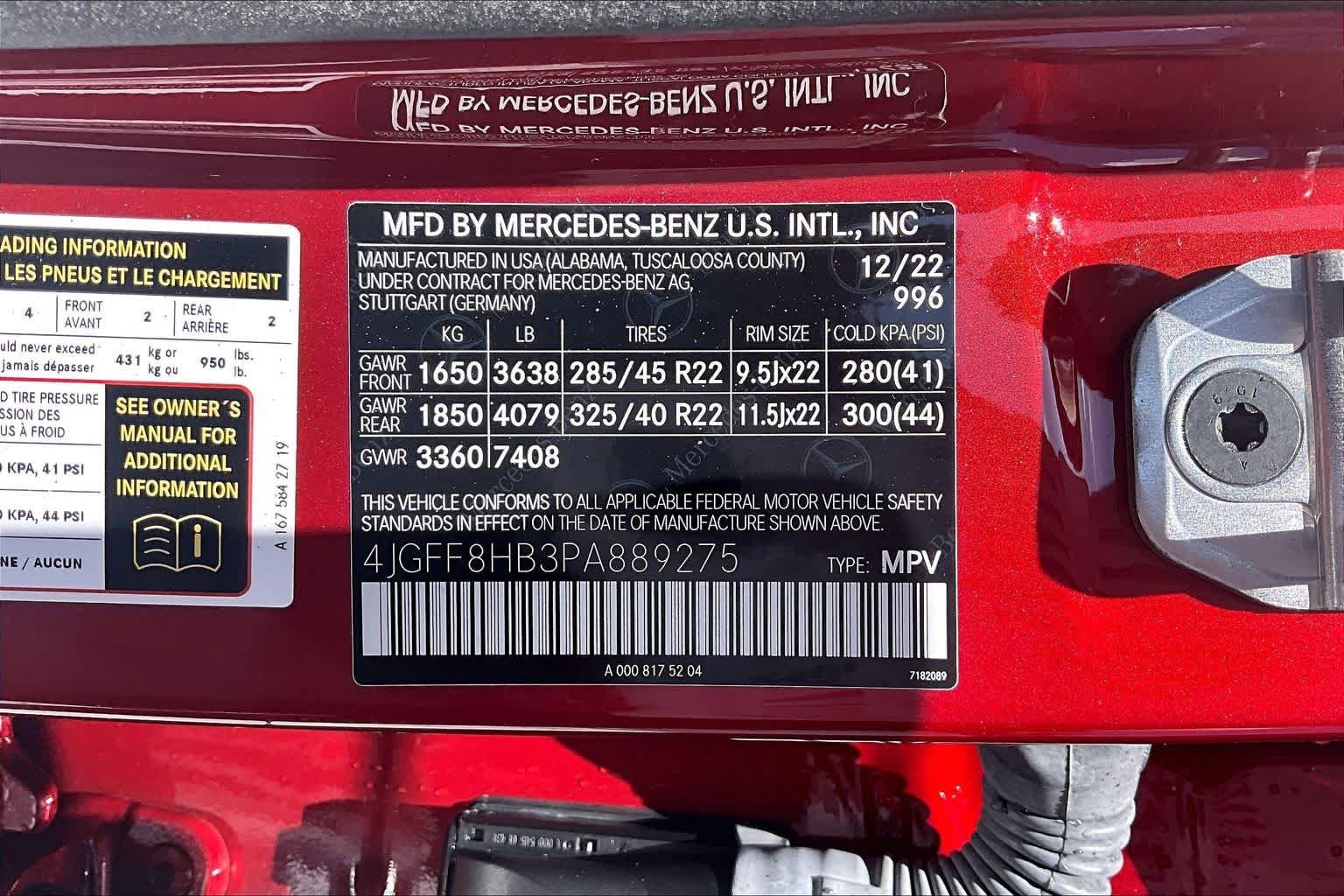 Used 2023 MANUFAKTUR Cardinal Red Metallic Mercedes-Benz Maybach GLS 600 image 32